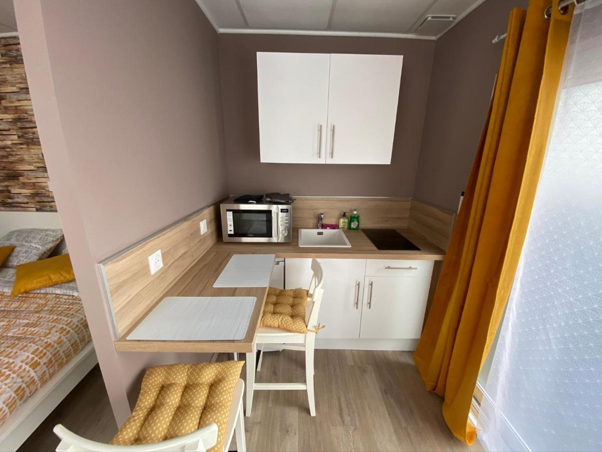 Logements Equipes A Onnaing Avec Espace Balneo En Option Proche Toyota, Autoroute Et Valenciennes Zewnętrze zdjęcie