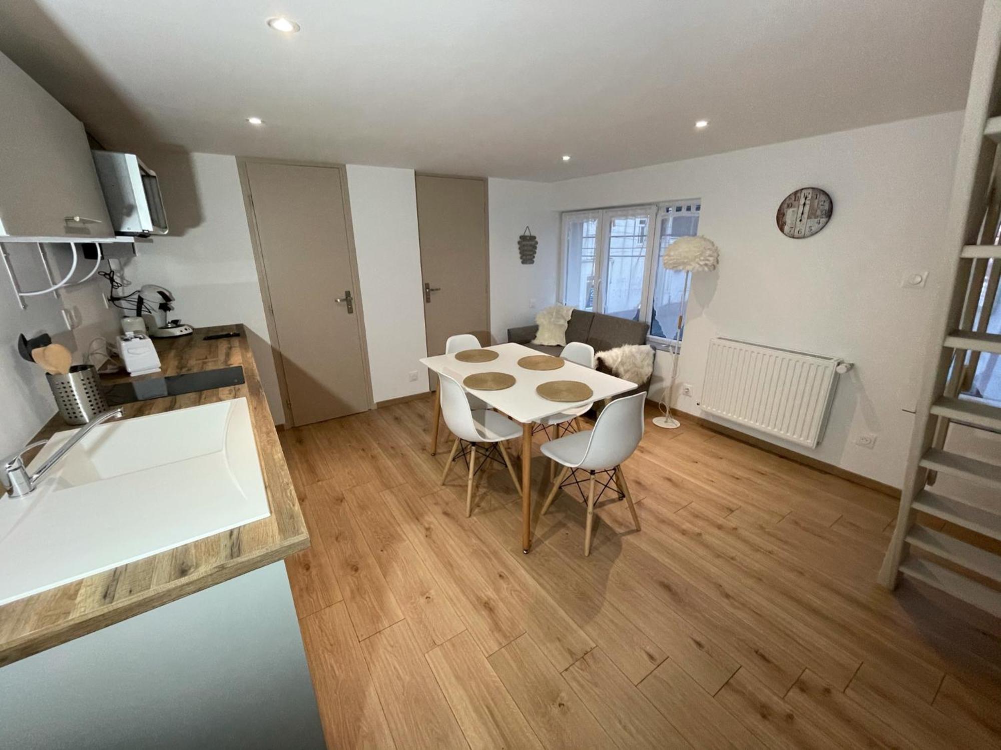 Logements Equipes A Onnaing Avec Espace Balneo En Option Proche Toyota, Autoroute Et Valenciennes Zewnętrze zdjęcie