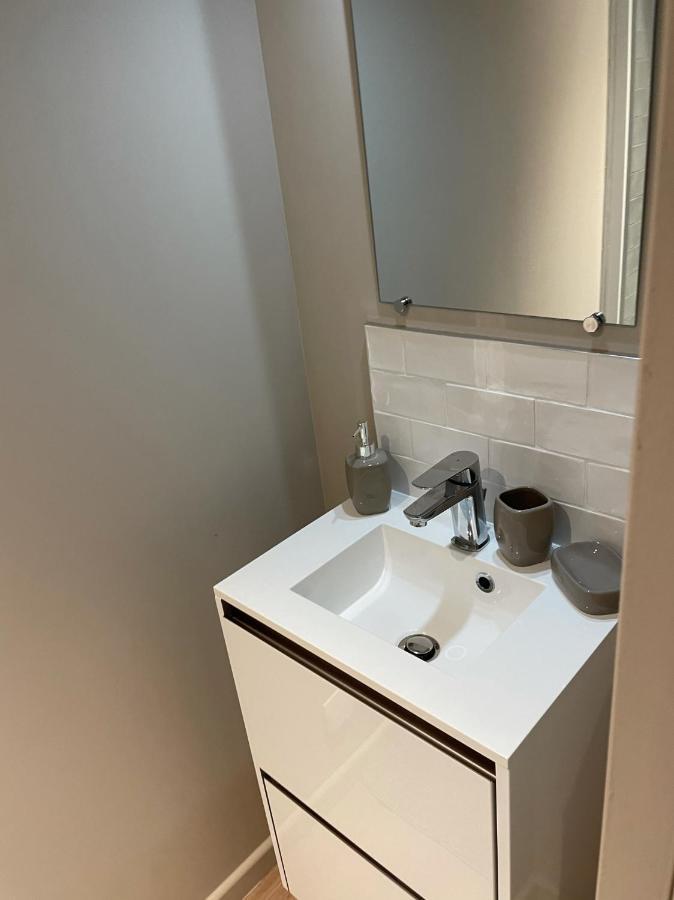 Logements Equipes A Onnaing Avec Espace Balneo En Option Proche Toyota, Autoroute Et Valenciennes Zewnętrze zdjęcie